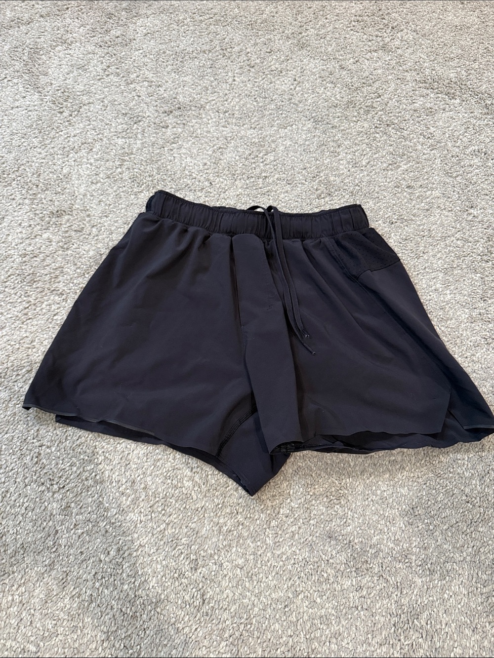 Men’s Barry’s Lululemon Running Shorts size small